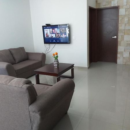 Renta Vacacional A 2 Cuadras De La Playa O Malecon De Mazatlan Apartment Exterior photo